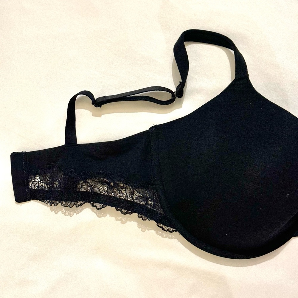 SKIMS Cotton Lace Lightly Lined Plunge Bra, Color: Onyx, Size: 36DDD - Picture 8 of 9